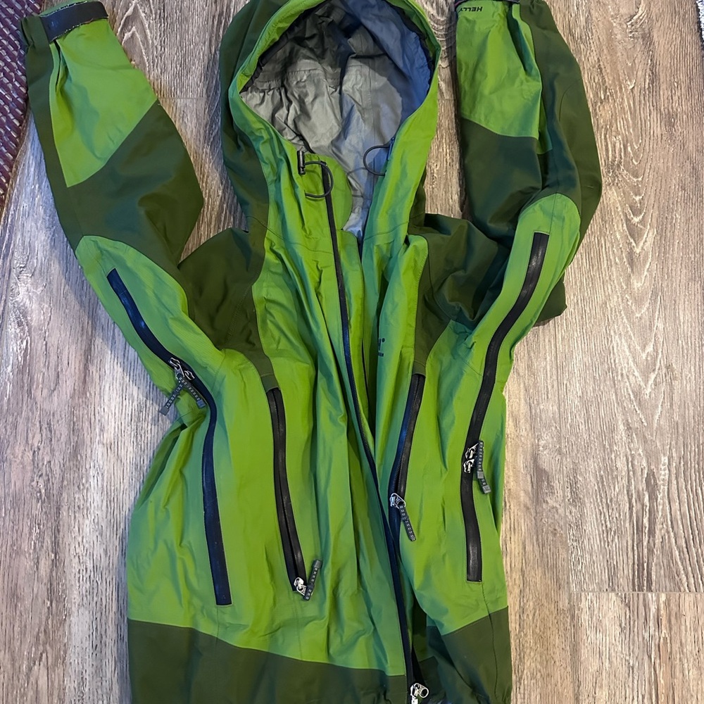 Helly Hansen Lime And Gray Jacket - image 4